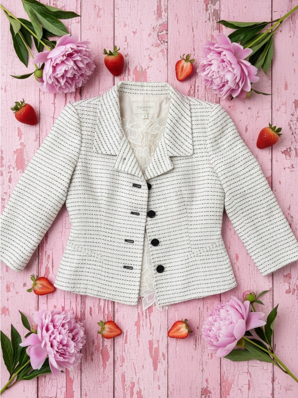 Tahari Ivory Tweed Button-Front Blazer